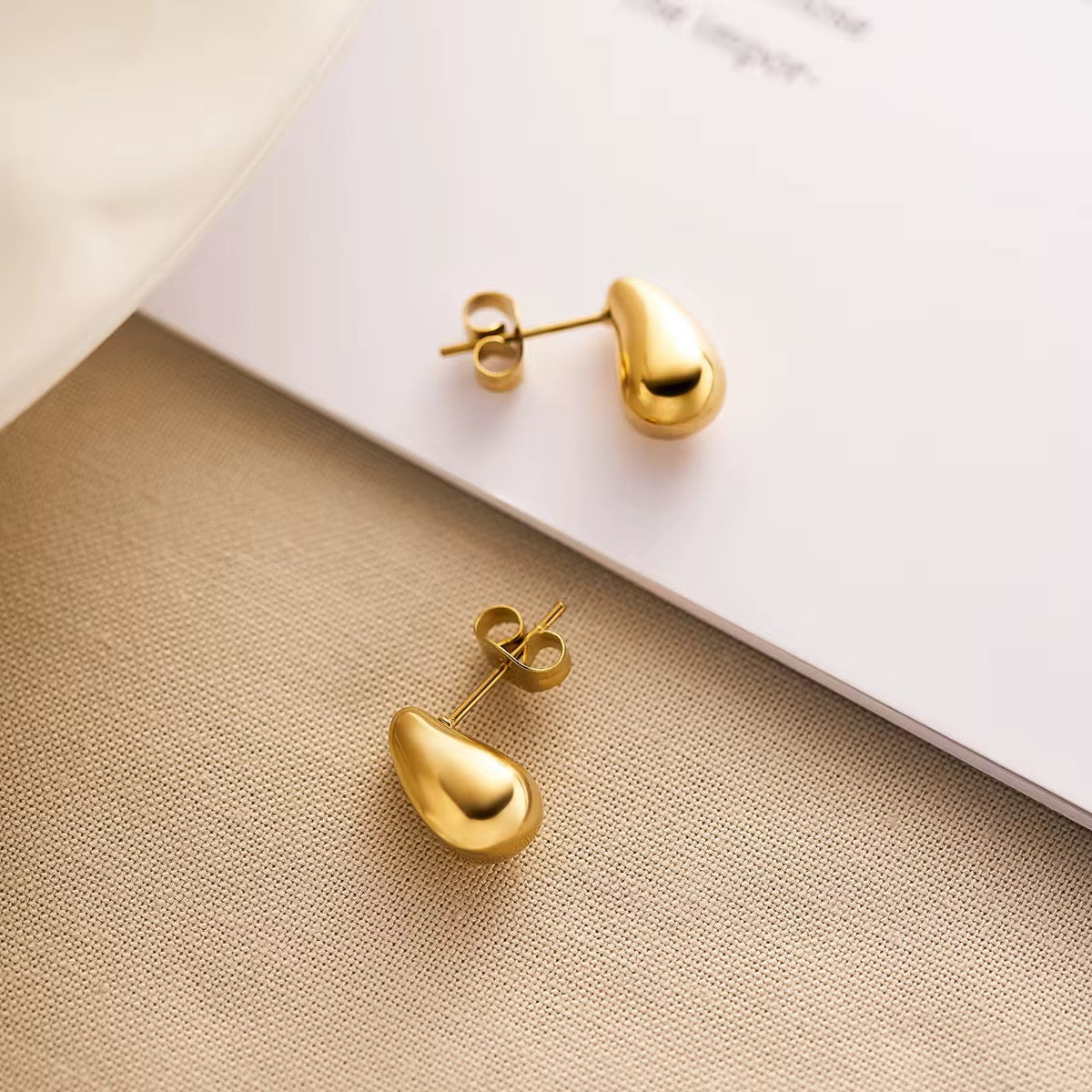 ANA tear drop earrings